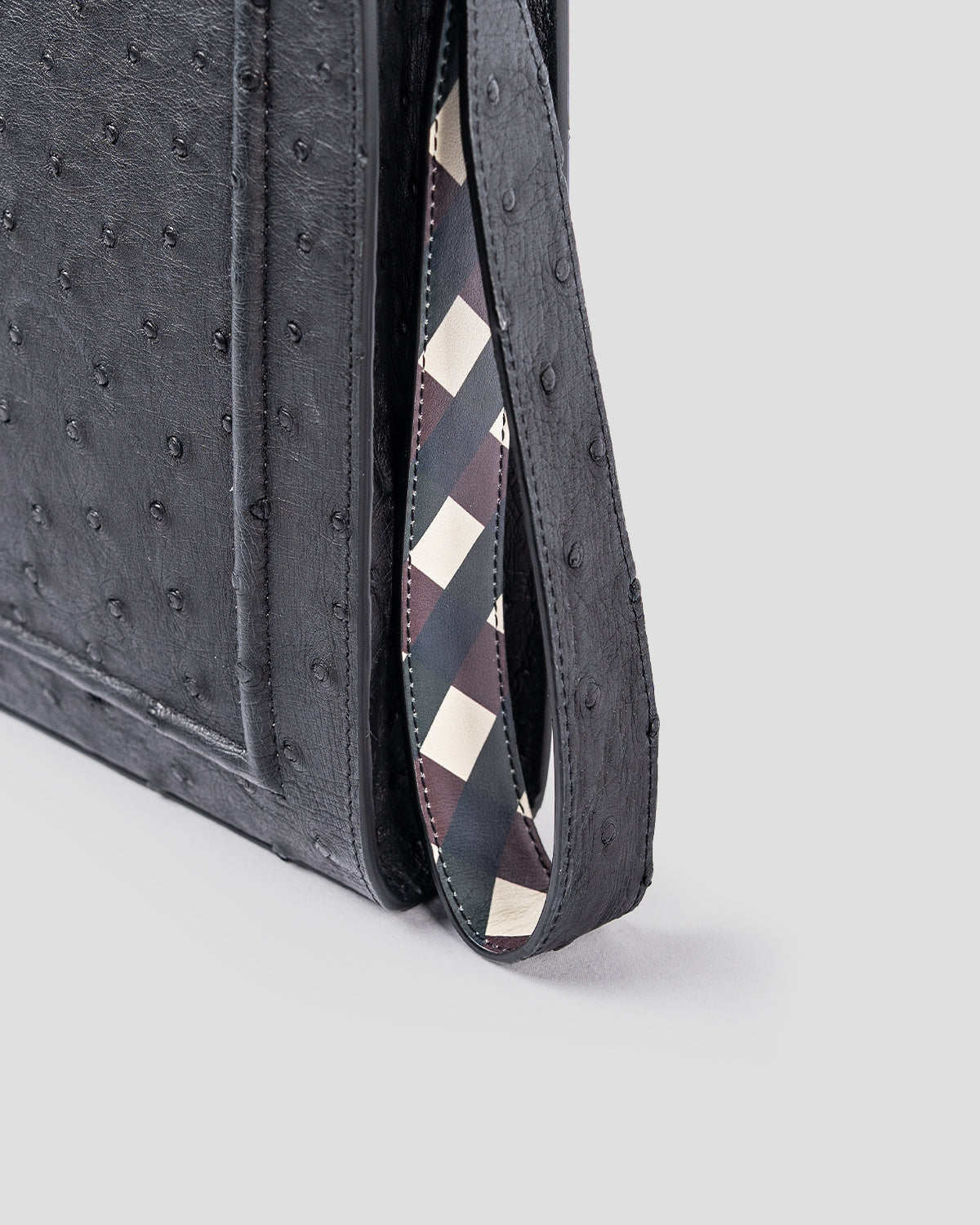 Travel pochette Struzzo Nera