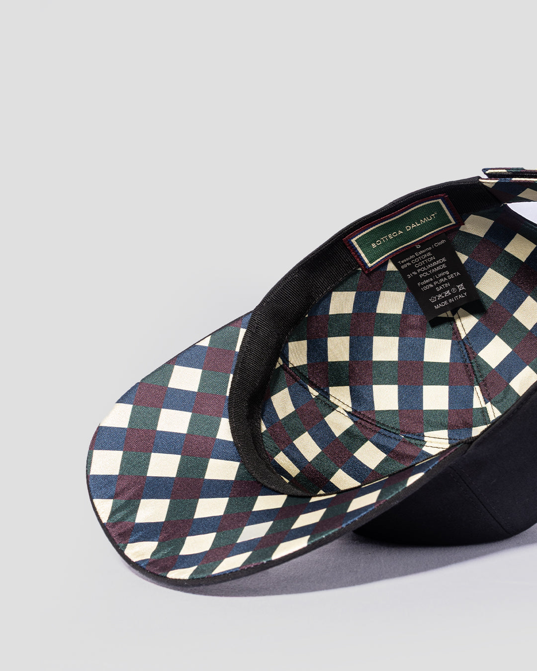 Snapback Nero Monogram