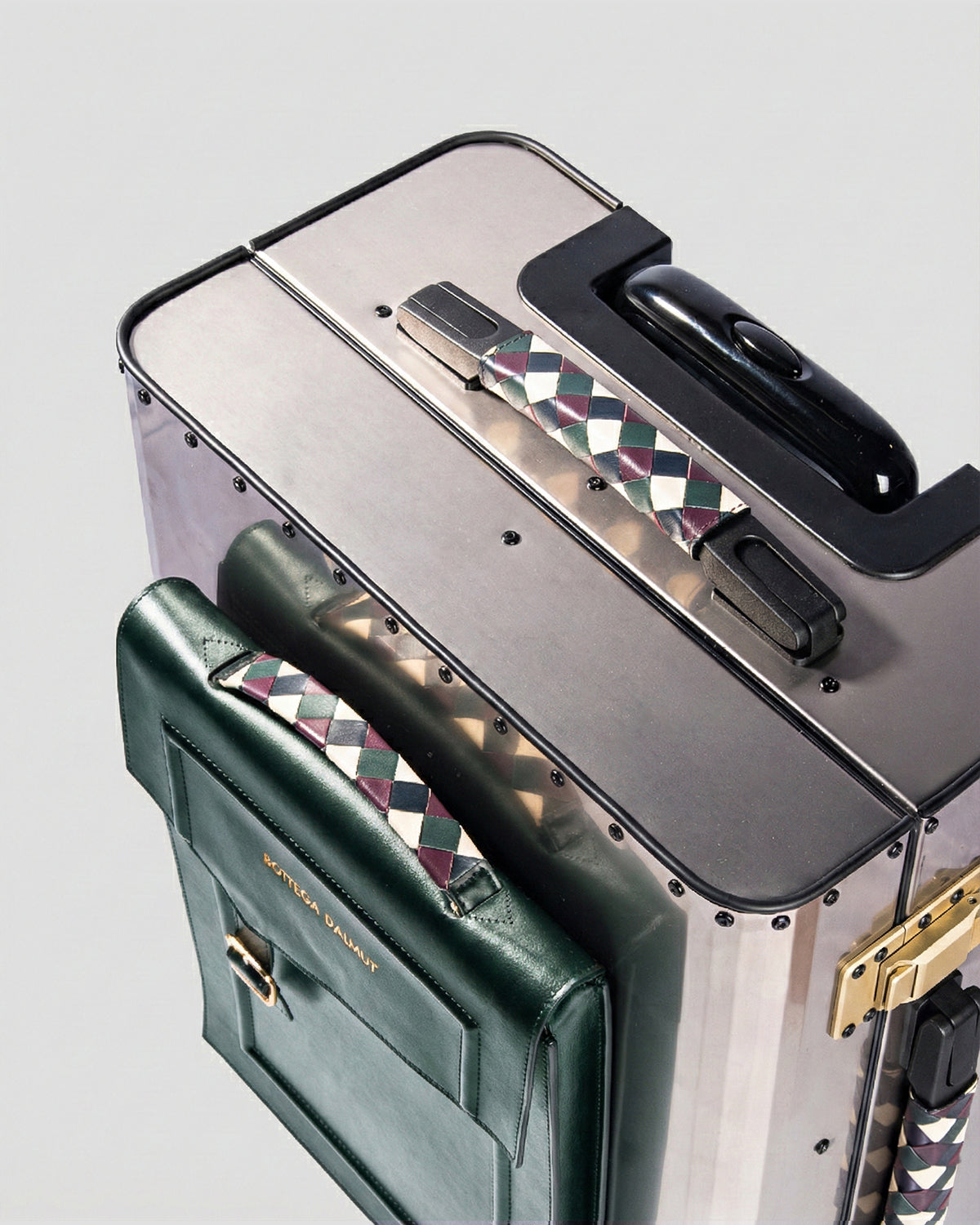 Tank Titanium Cabin Trolley Forest