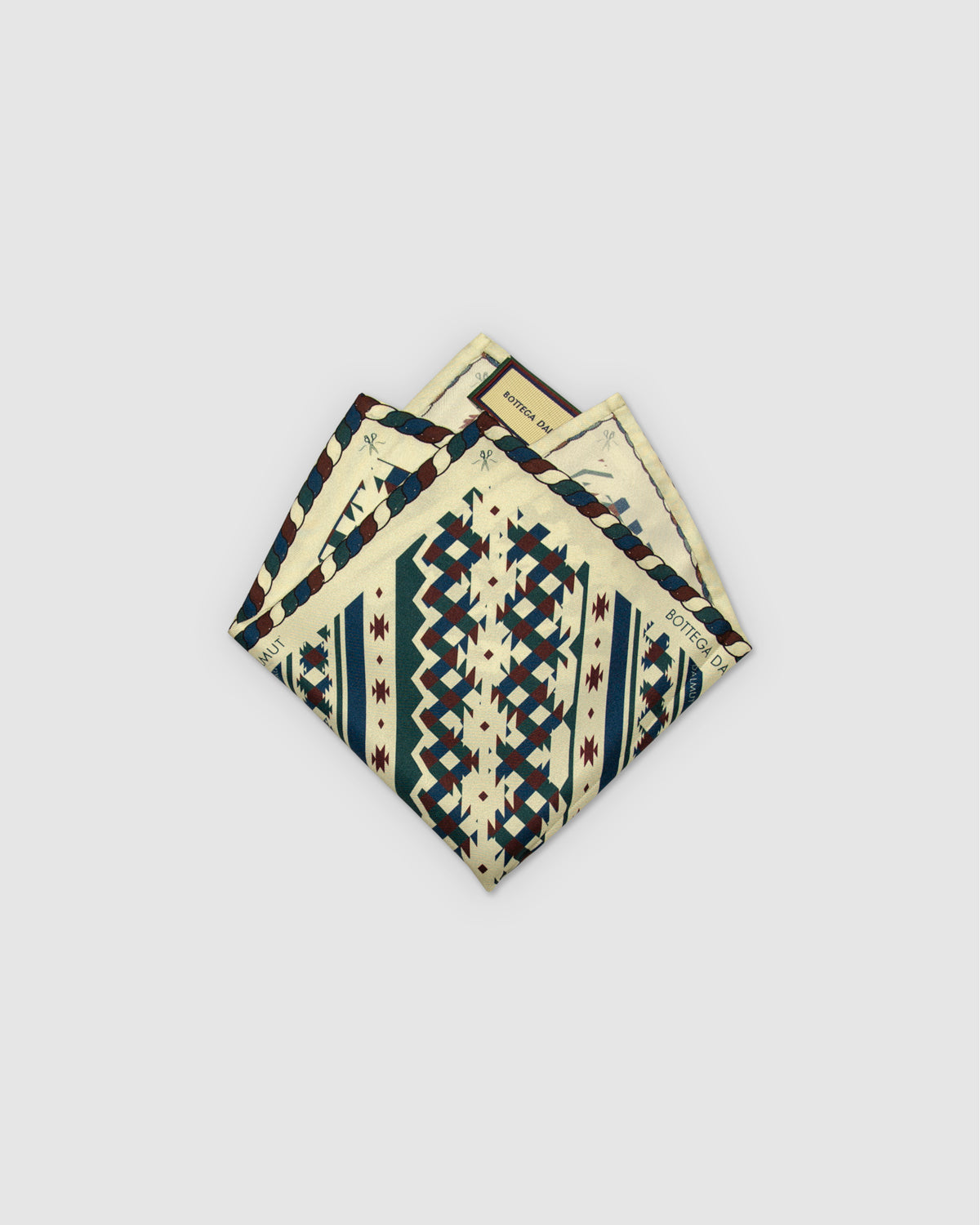 Pocket Square Transtition Dalmut