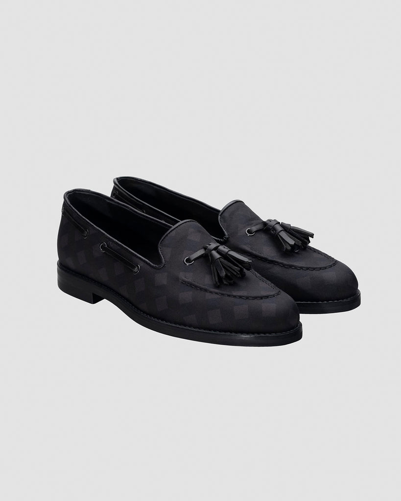 Butterfly Black House moccasin